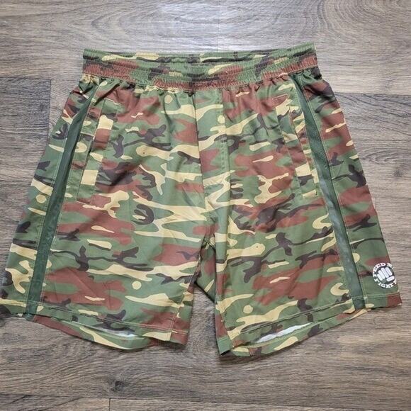 Feed Me Fight Me Camo Shorts Men's Medium Crossfit Athletic Lifting Shorts - Picture 1 of 5